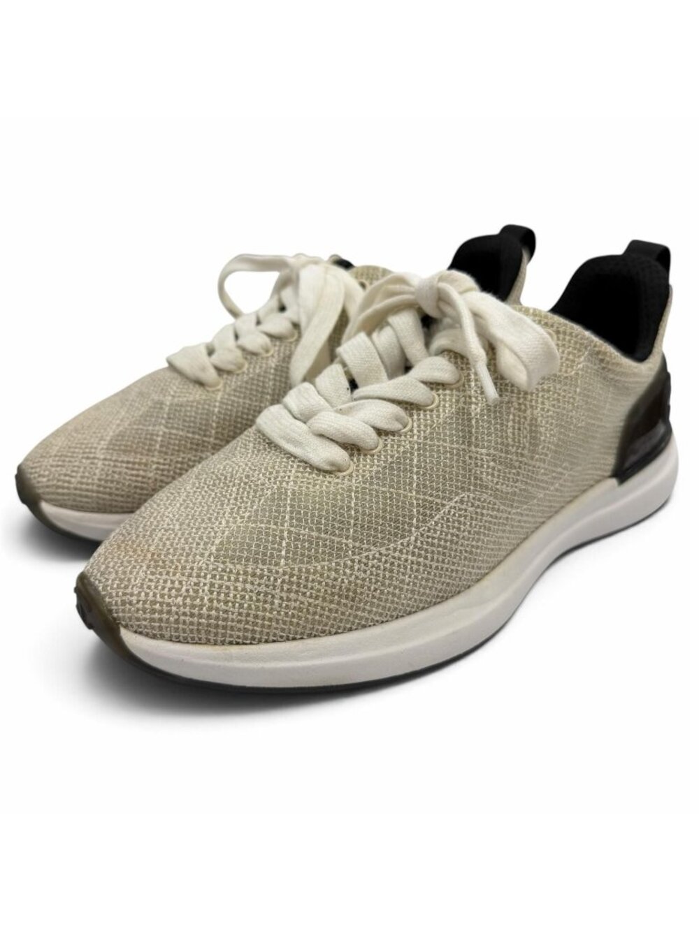 Chanel CC Logo Lace-up Low-Top Sneakers Beige
